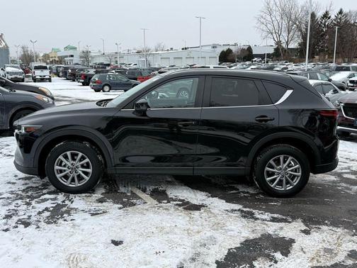 2023 Mazda CX-5 2.5 S Preferred Package