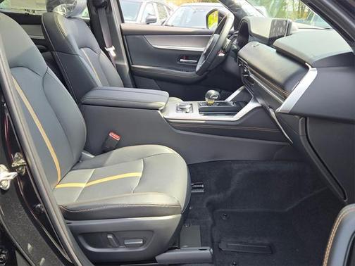 2025 Mazda CX-70 PHEV Premium Plus Package