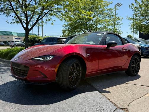 Soul Red Crystal Metallic 2026 Mazda MX-5 Miata Club