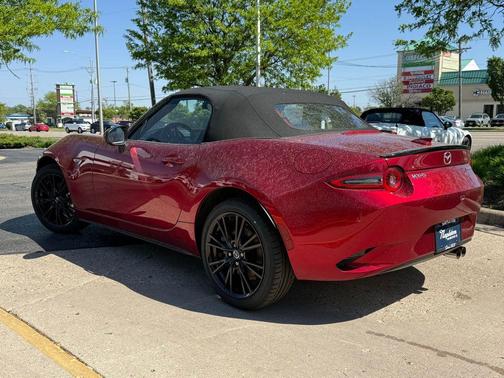 Soul Red Crystal Metallic 2026 Mazda MX-5 Miata Club