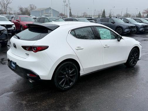 Snowflake White Pearl Mica 2026 Mazda Mazda3 2.5 Turbo AWD