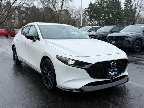 Snowflake White Pearl Mica 2026 Mazda Mazda3 2.5 Turbo AWD