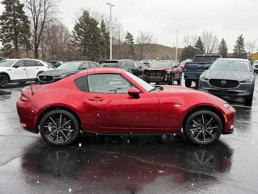 2025 Mazda MX-5 Miata RF Grand Touring