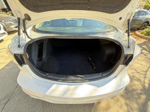 2013 Mazda Mazda3 i Sport