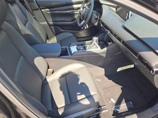 2025 Mazda Mazda3 FWD w/Preferred Package