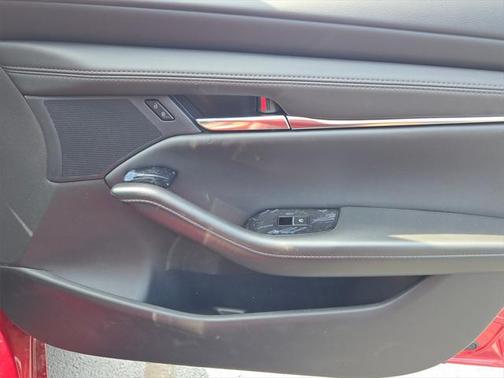 2025 Mazda Mazda3 FWD w/Preferred Package