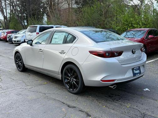 Platinum Quartz Metallic 2026 Mazda Mazda3 2.5 S Select Sport