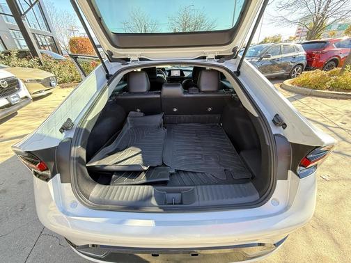 2023 Toyota Prius XLE