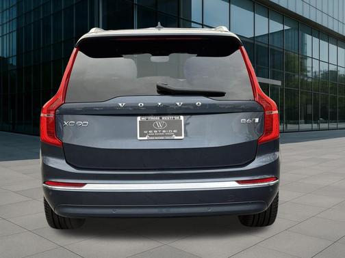 2023 Volvo XC90 B6 Plus 7-Seater
