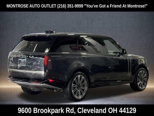 2026 Land Rover Range Rover P400 SE 7 Seat