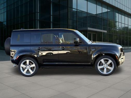 2025 Land Rover Defender 110 P500 X-Dynamic SE