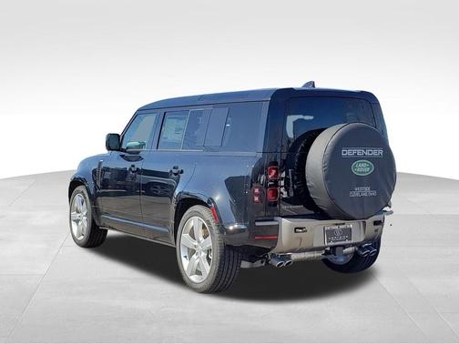 2025 Land Rover Defender 110 P500 X-Dynamic SE