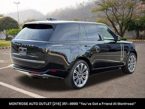 2025 Land Rover Range Rover P530 SE