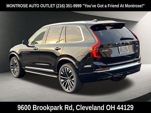 Onyx Black Metallic 2026 Volvo XC90 Plus, B6 AWD Gas (mild hybrid), Gasoline, Bright, 7 Seats