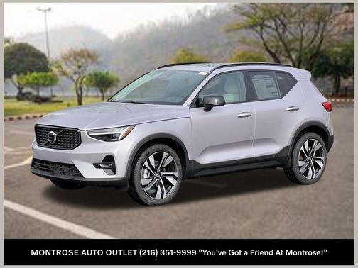 2026 Volvo XC40 B5 Ultra
