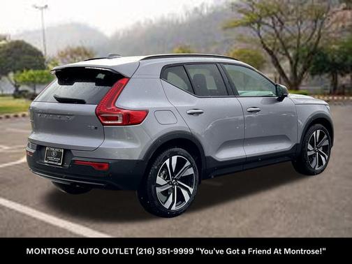 2026 Volvo XC40 B5 Ultra