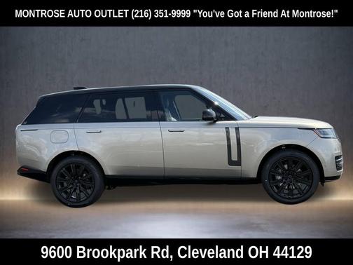 Gold 2026 Land Rover Range Rover P400 SE 7 Seat