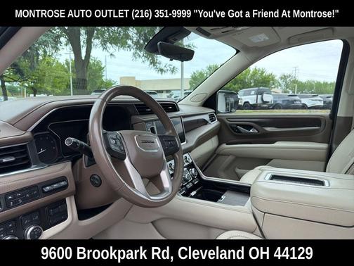 White Frost Tricoat 2021 GMC Yukon Denali