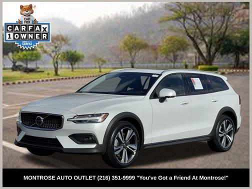 2024 Volvo V60 Cross Country B5 Plus