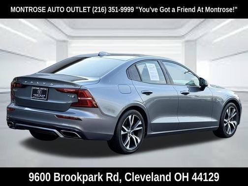 Osmium Gray Metallic 2020 Volvo S60 T6 R-Design