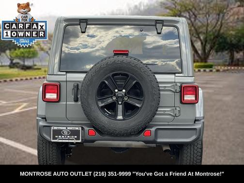2023 Jeep Wrangler 4-Door Sahara Altitude 4x4