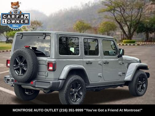2023 Jeep Wrangler 4-Door Sahara Altitude 4x4
