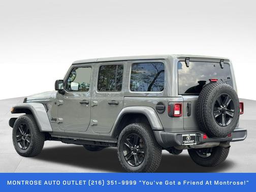 2023 Jeep Wrangler 4-Door Sahara Altitude 4x4