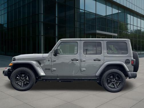 2023 Jeep Wrangler 4-Door Sahara Altitude 4x4