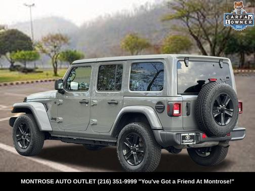 2023 Jeep Wrangler 4-Door Sahara Altitude 4x4