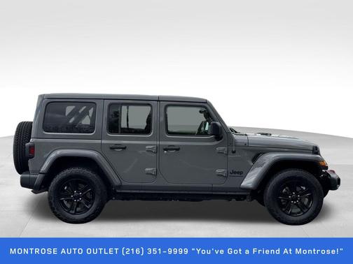 2023 Jeep Wrangler 4-Door Sahara Altitude 4x4