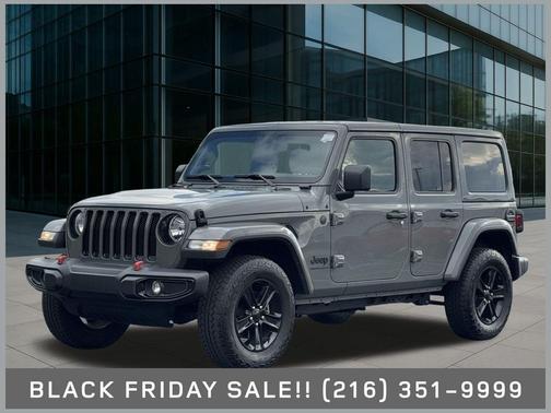 2023 Jeep Wrangler 4-Door Sahara Altitude 4x4