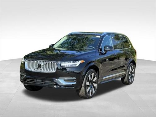 2025 Volvo XC90 Plug-In Hybrid T8 Plus 6-Seater