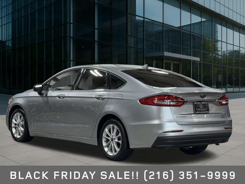 2020 Ford Fusion Hybrid SE