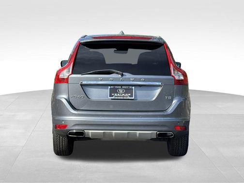2017 Volvo XC60 T5 Inscription