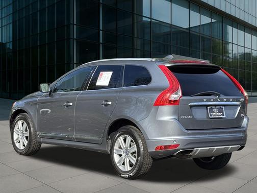 2017 Volvo XC60 T5 Inscription