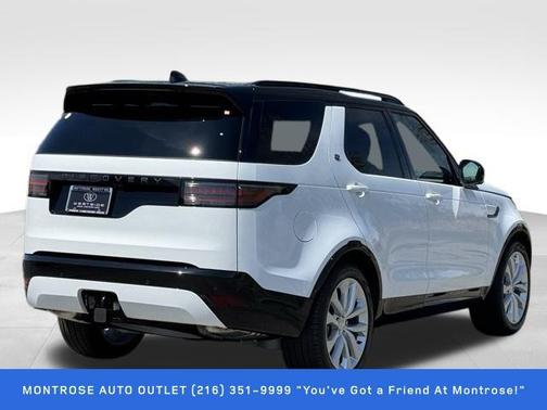 2024 Land Rover Discovery P300 Dynamic SE