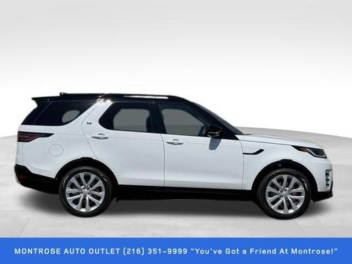 2024 Land Rover Discovery P300 Dynamic SE
