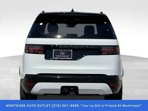 2024 Land Rover Discovery P300 Dynamic SE
