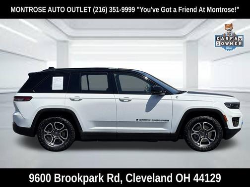 Bright White Clearcoat 2022 Jeep Grand Cherokee 4xe Trailhawk