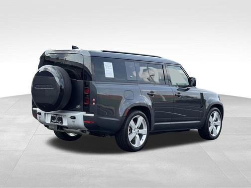 2023 Land Rover Defender 130 First Edition