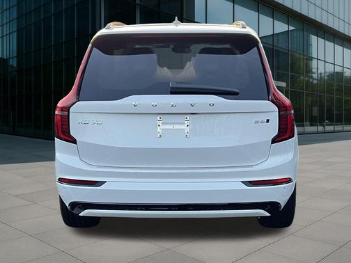 2026 Volvo XC90 B6 Ultra Dark Theme 7-Seater