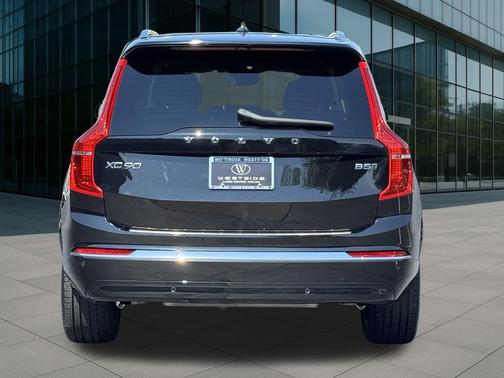 2024 Volvo XC90 B5 Core Bright Theme