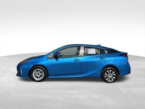 2021 Toyota Prius LE
