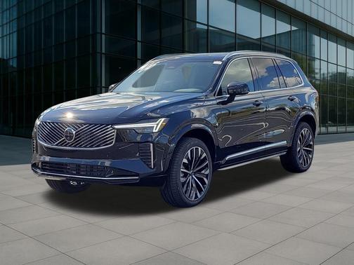 2026 Volvo XC90 B6 Plus 7-Seater