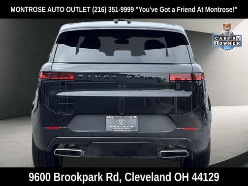 Santorini Black Metallic 2024 Land Rover Range Rover Sport SE