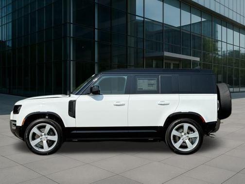 2025 Land Rover Defender 110 P500 X-Dynamic SE