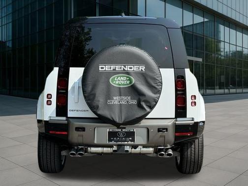2025 Land Rover Defender 110 P500 X-Dynamic SE