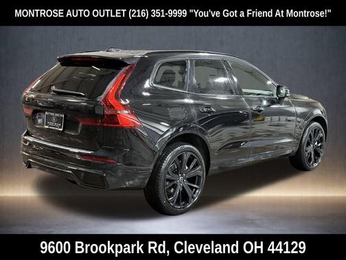 2026 Volvo XC60 B5 Ultra Black Edition