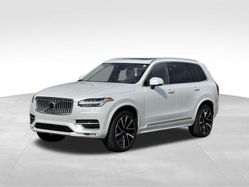 2024 Volvo XC90 B6 Plus Bright Theme 6-Seater