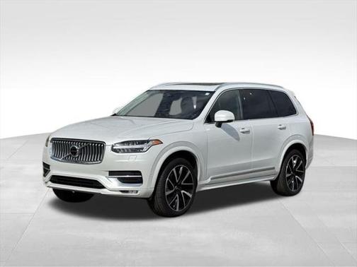 2024 Volvo XC90 B6 Plus Bright Theme 6-Seater
